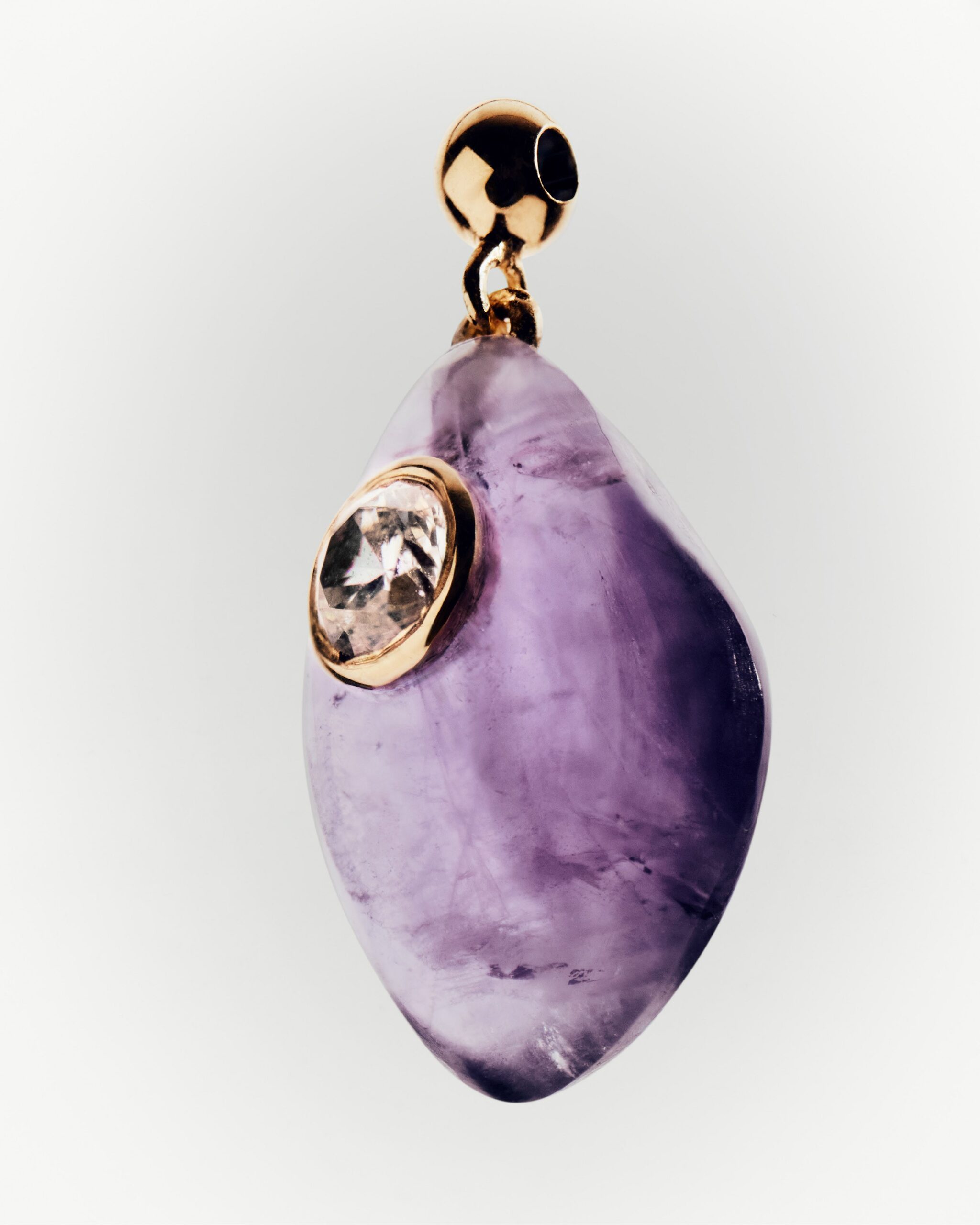 Balance Amethyst charm