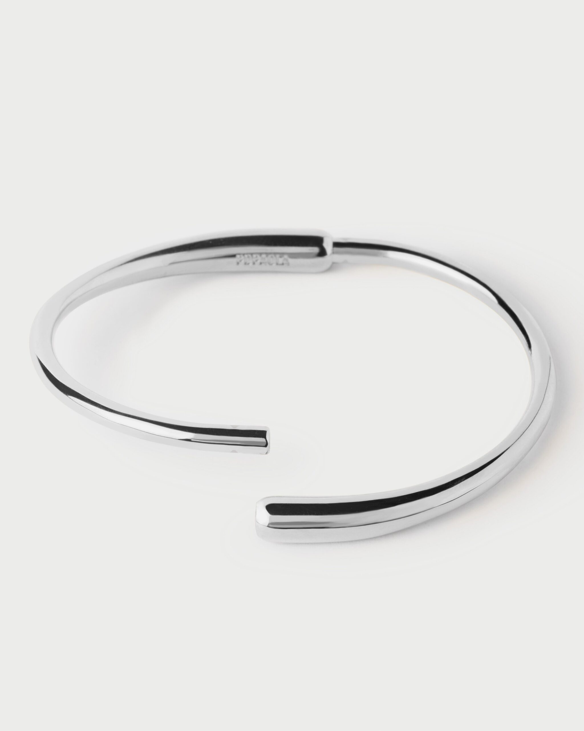 Loop bangle