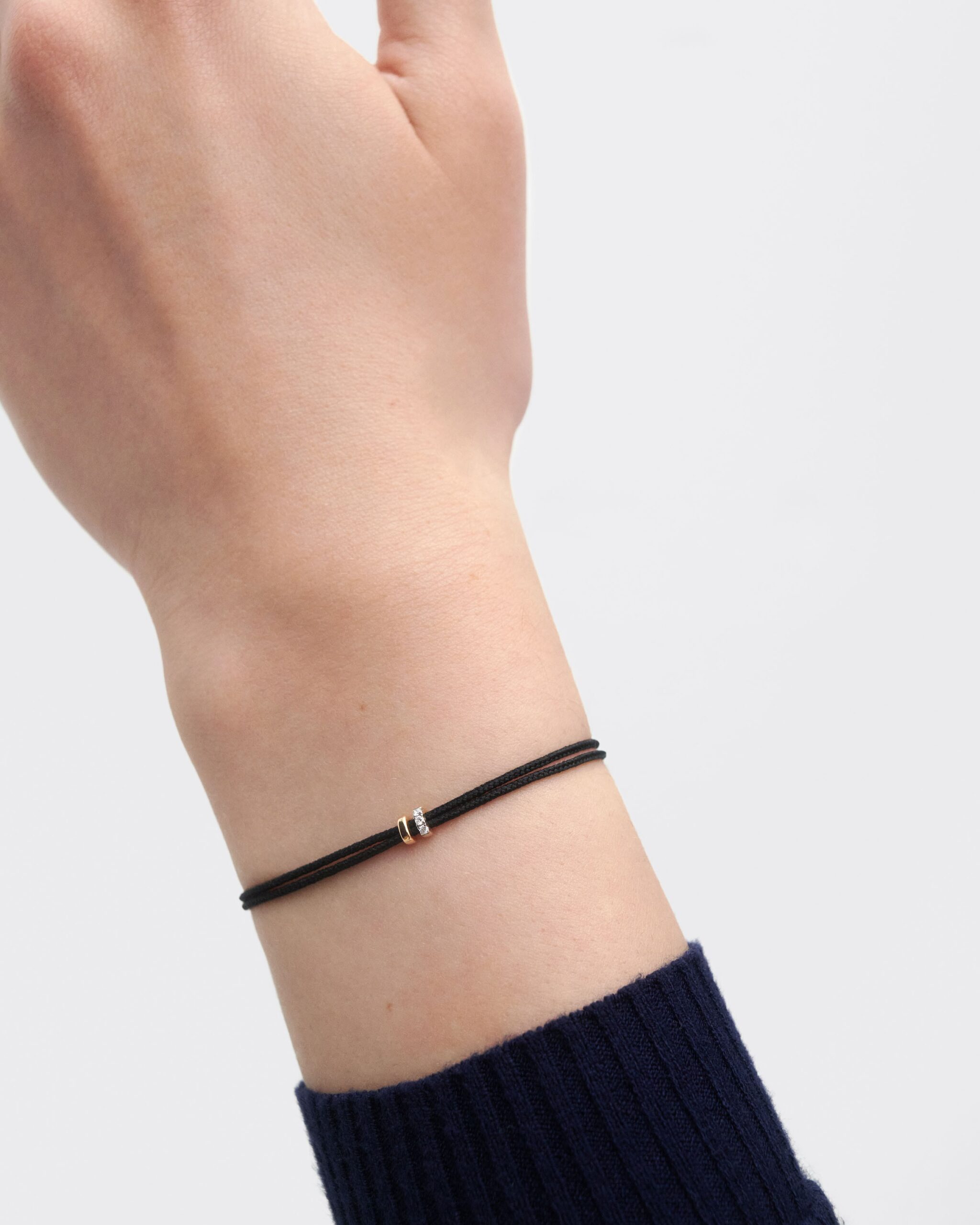 Amy Diamond cord bracelet