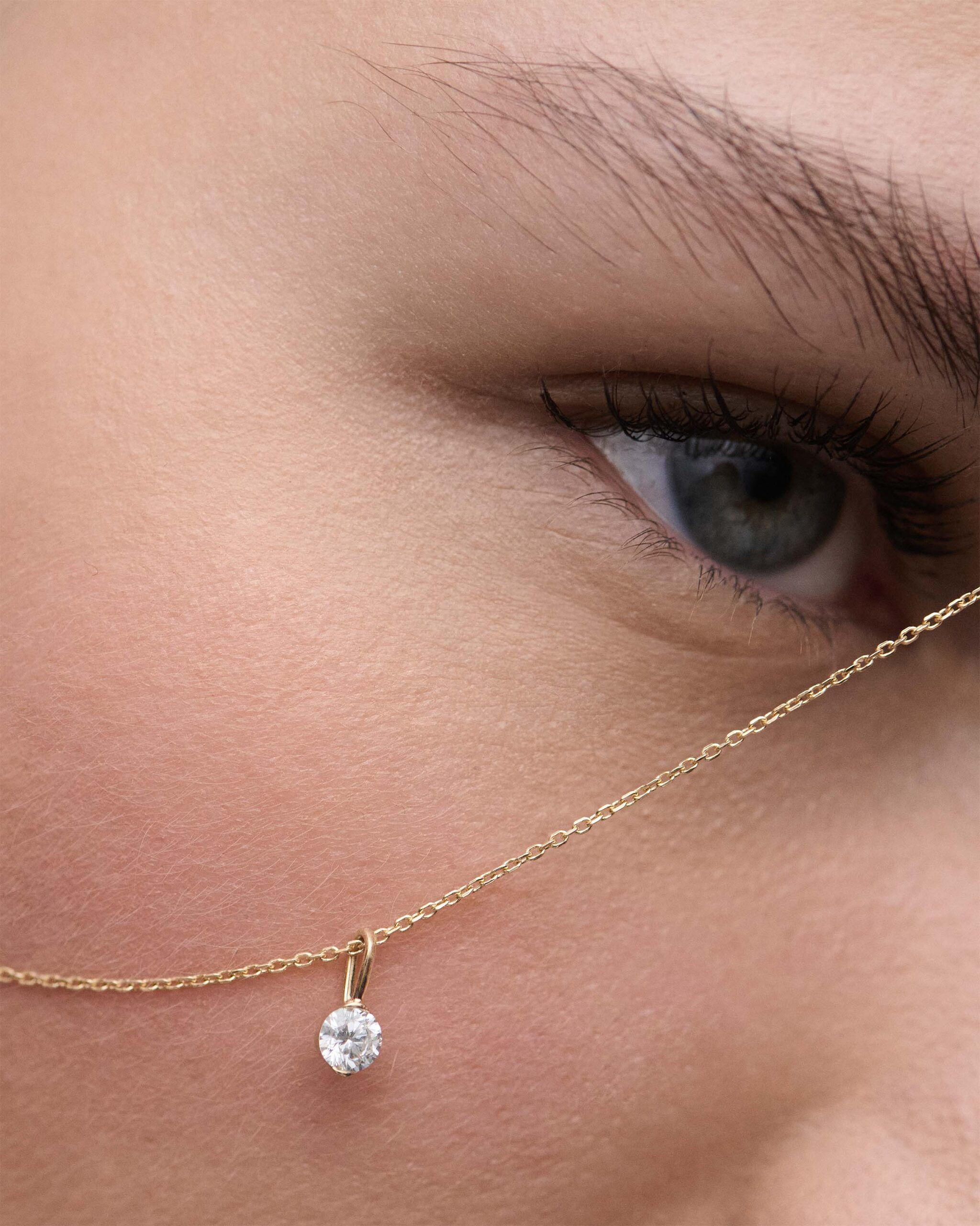 Diamond and gold Grace Mini pendant