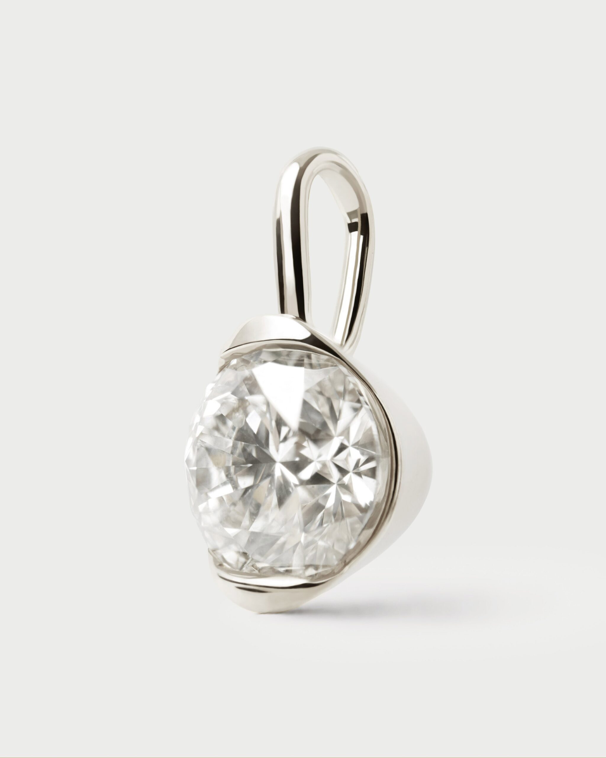 Diamond and white gold Grace pendant