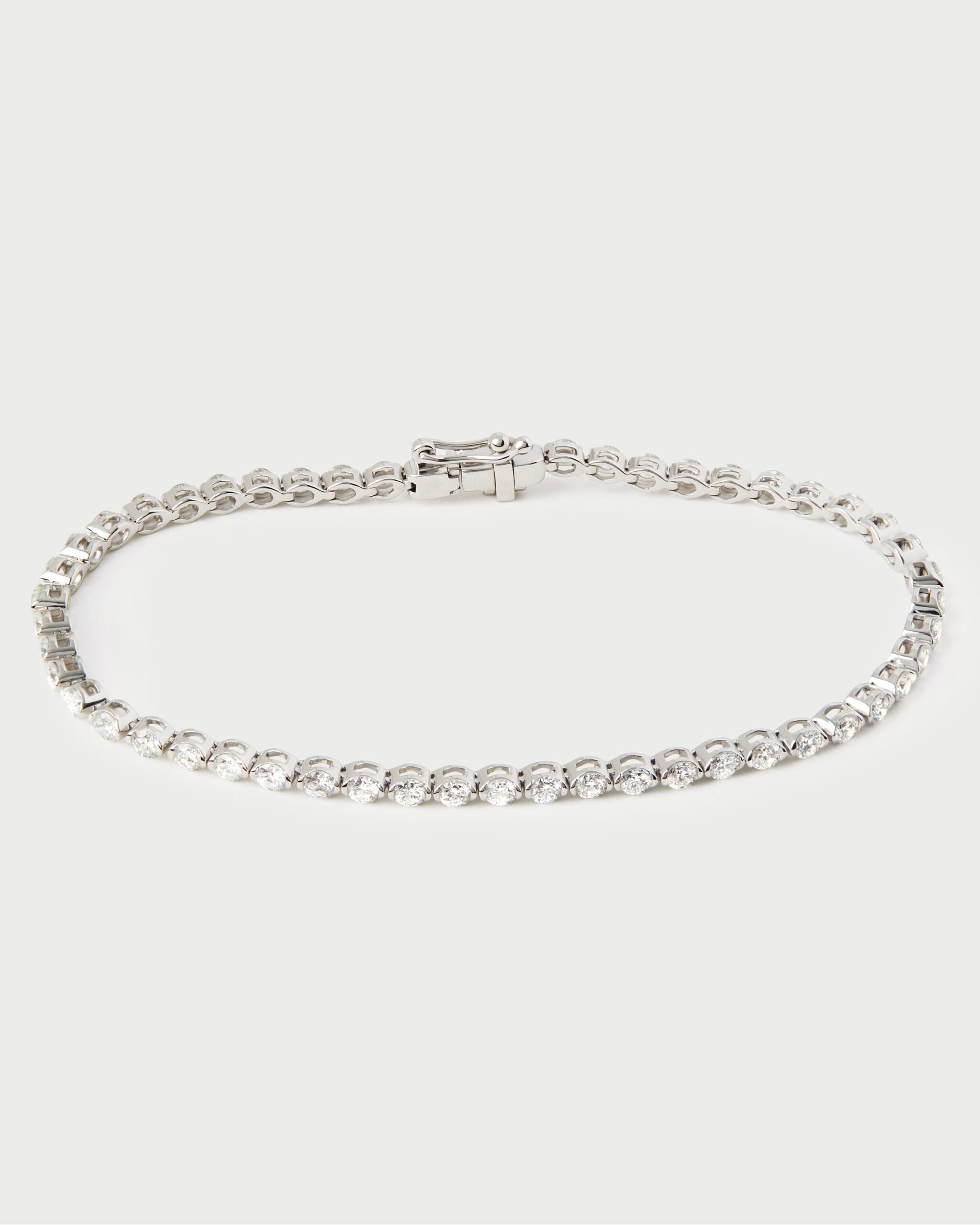 Diamonds and white gold Astra bracelet