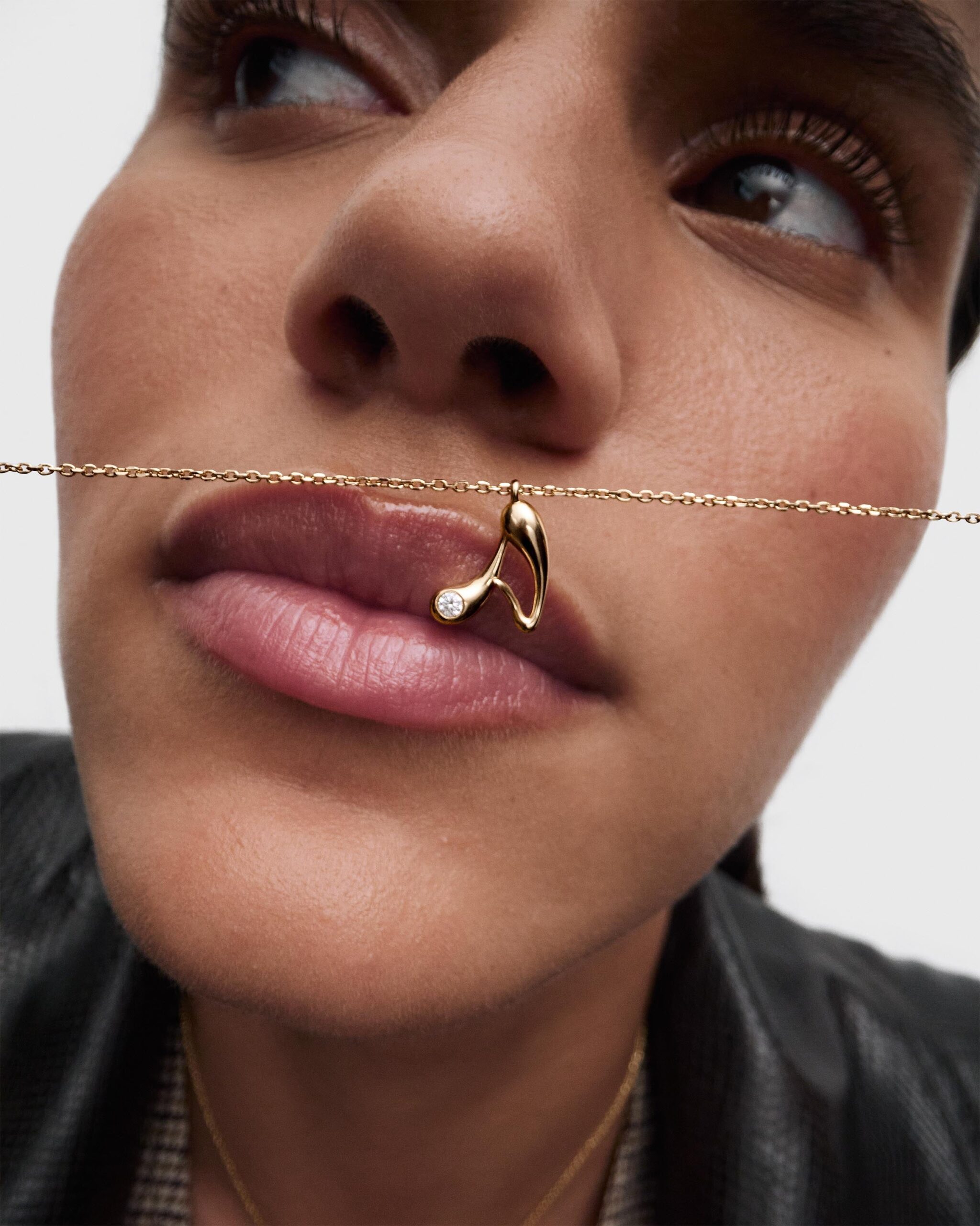 Initial pendant necklace