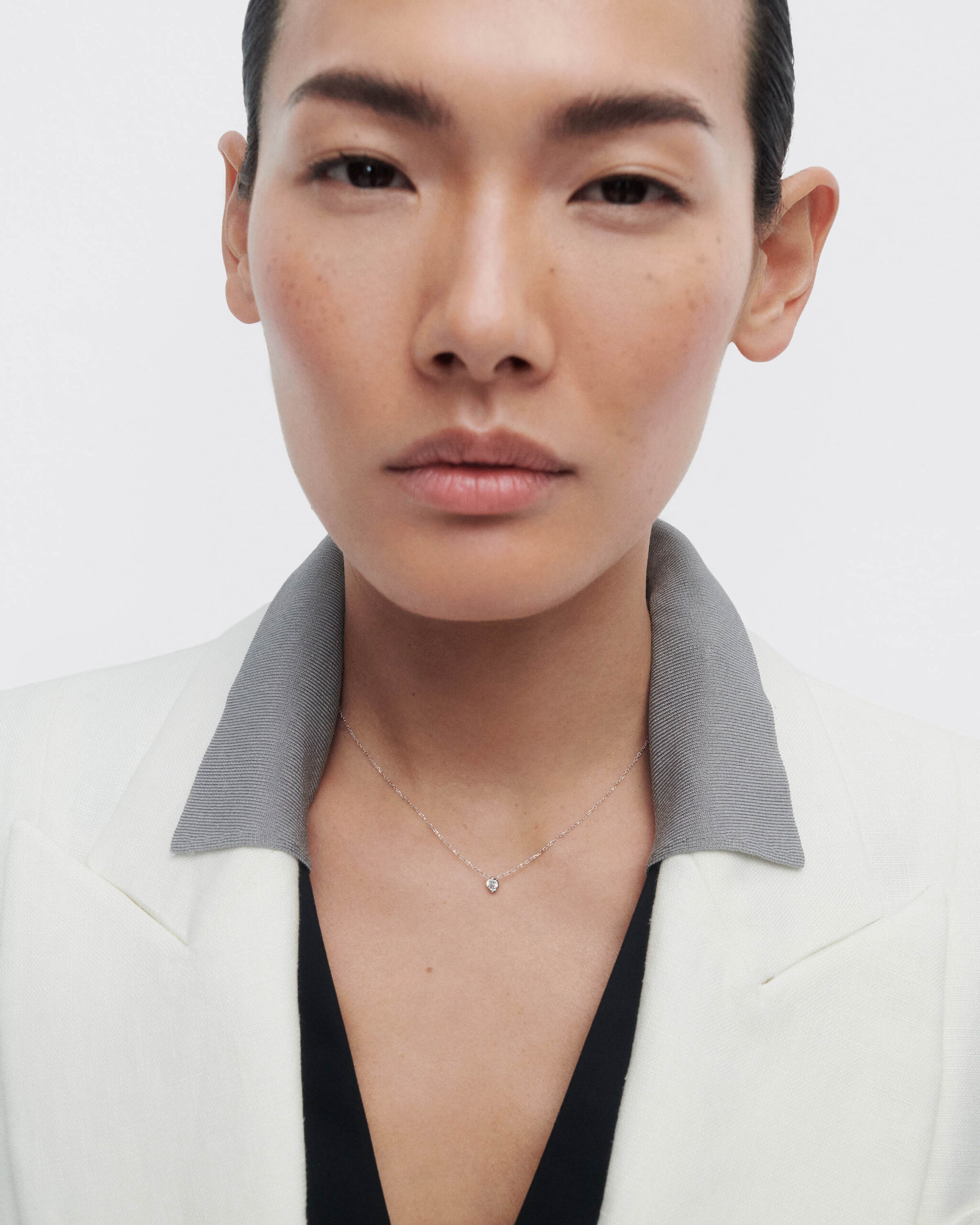 Diamonds and white gold Delia necklace