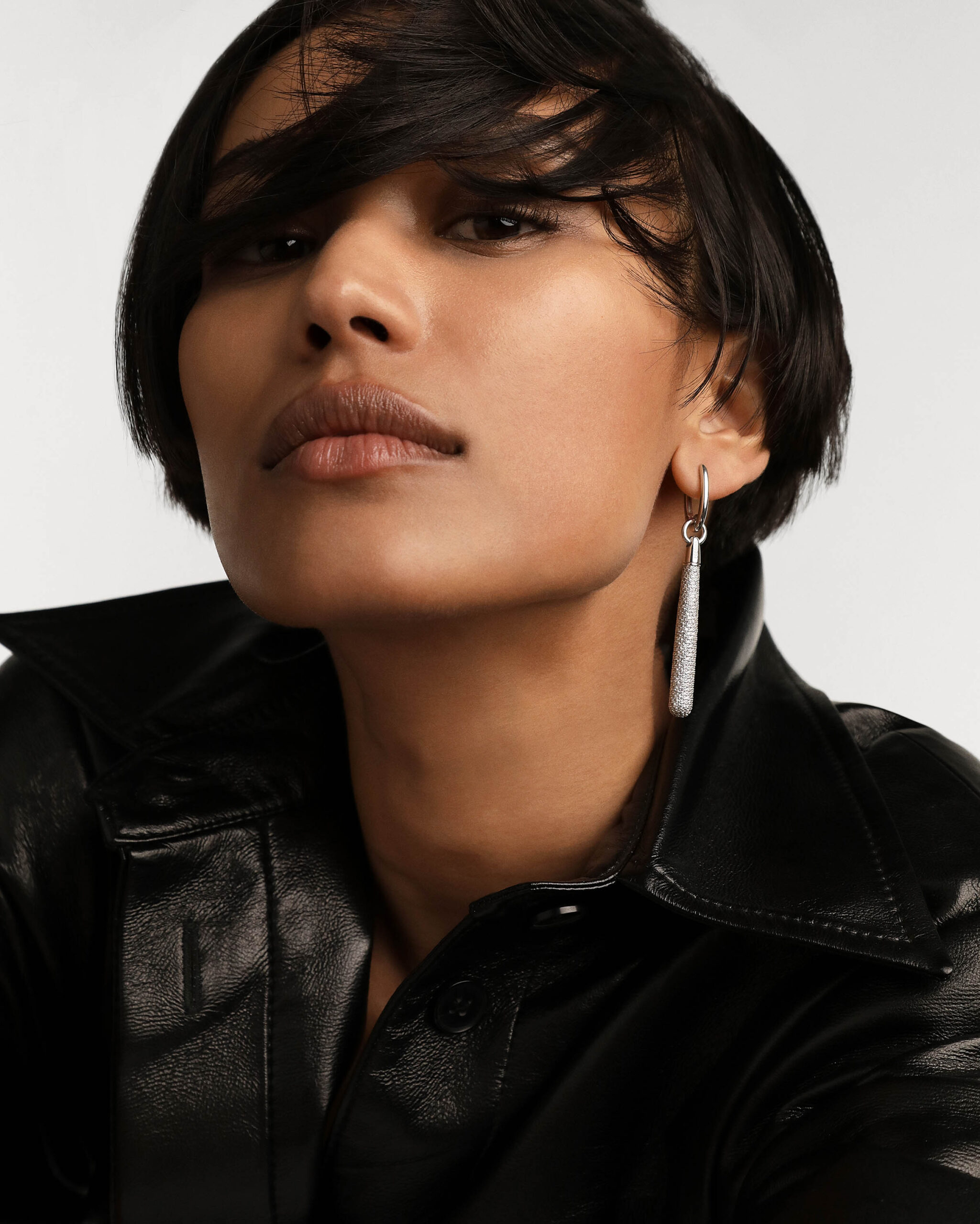 Pavé Supreme Jupiter Single Hoop