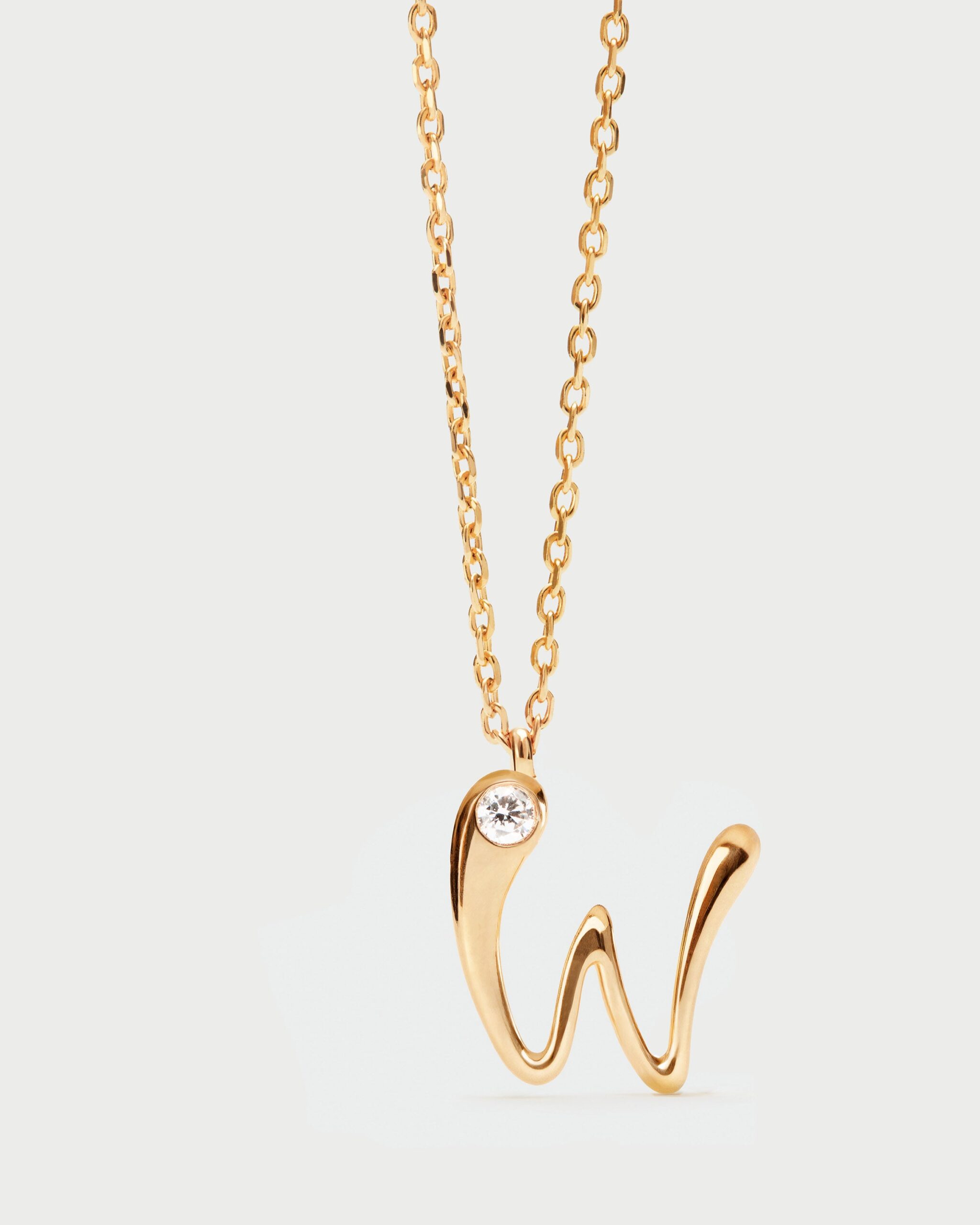 Initial pendant necklace