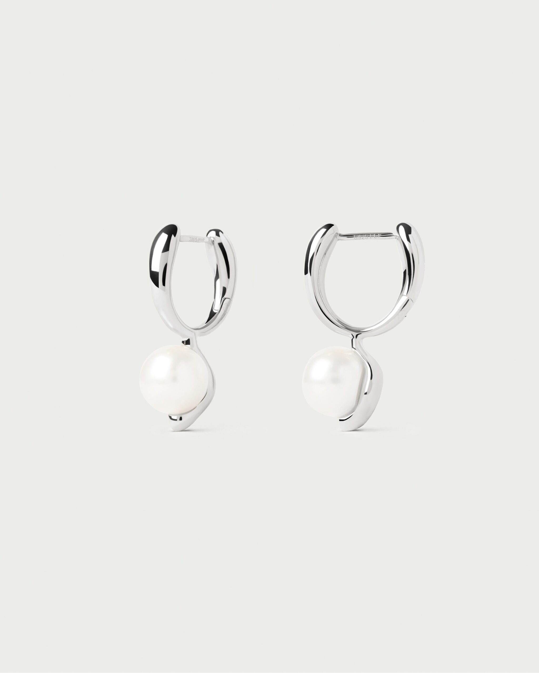 La perla mini hoops