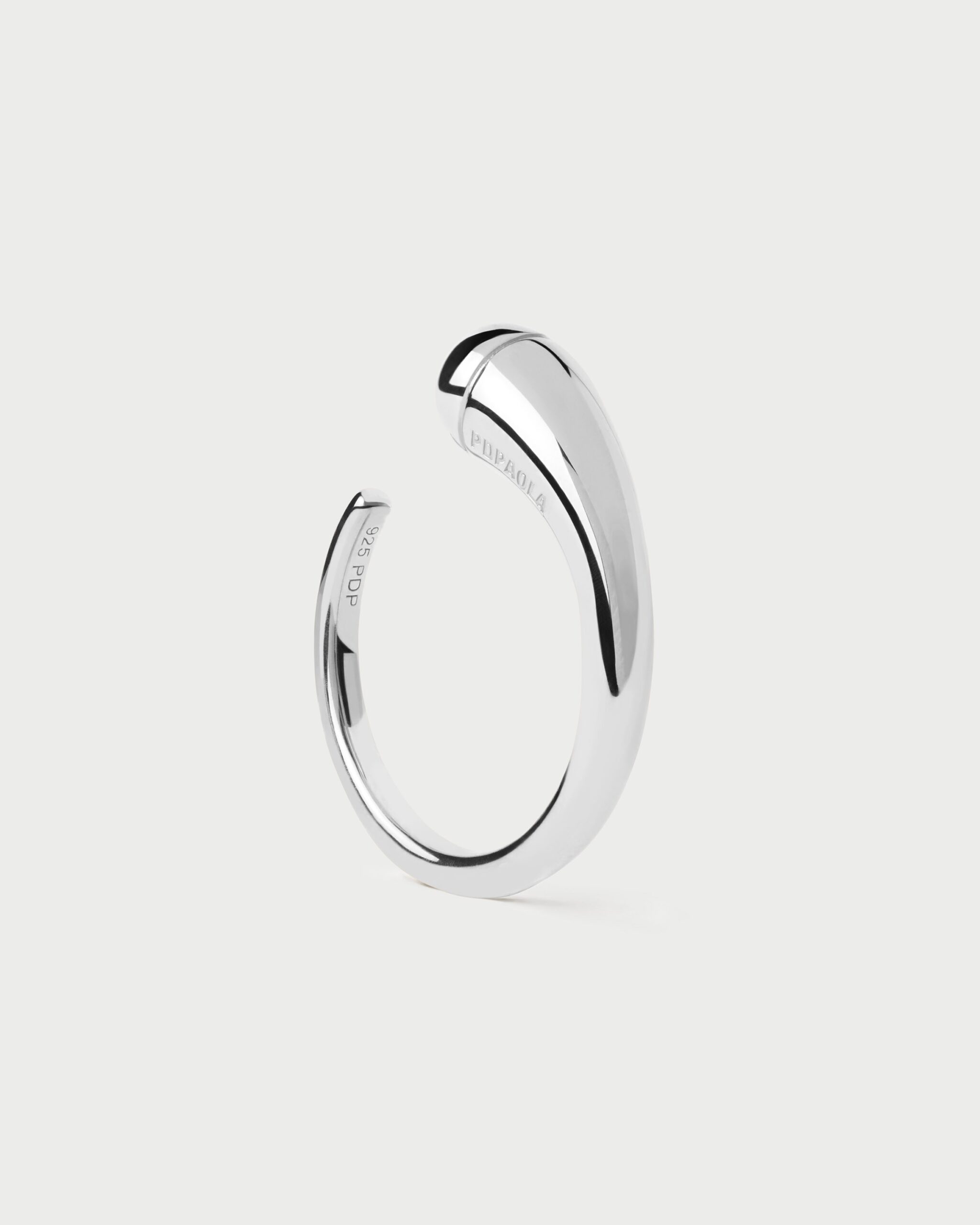 Loop silver ring