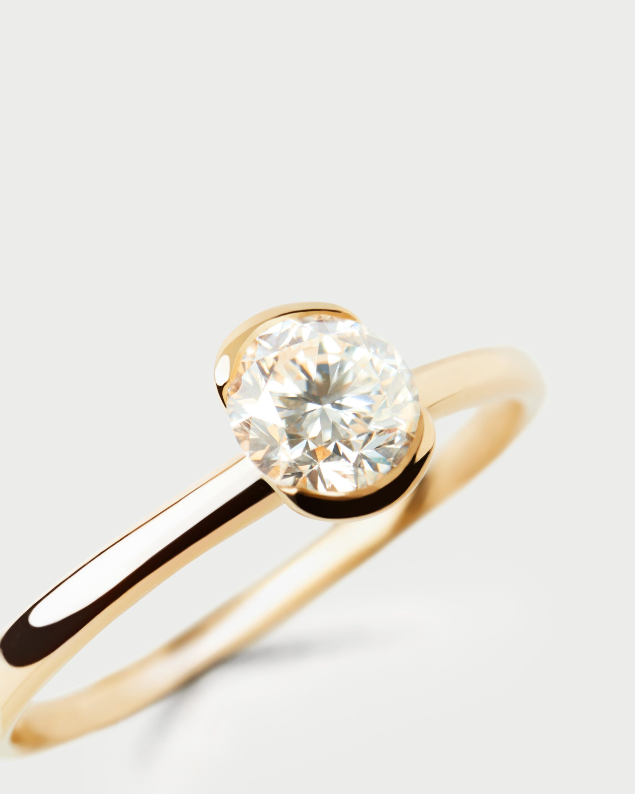 Diamond and gold Grace Mini solitary ring