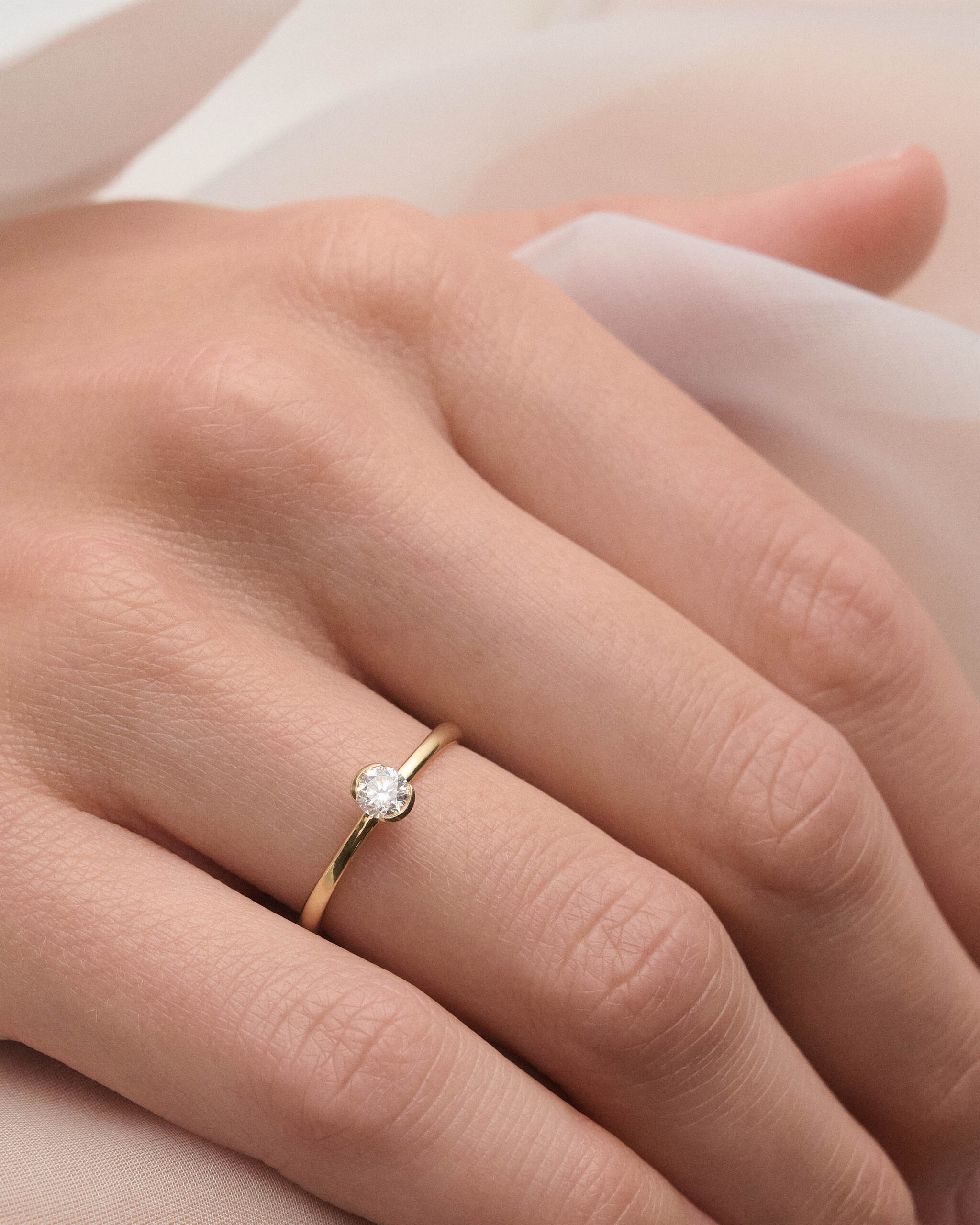 Diamond and gold Grace Mini solitary ring