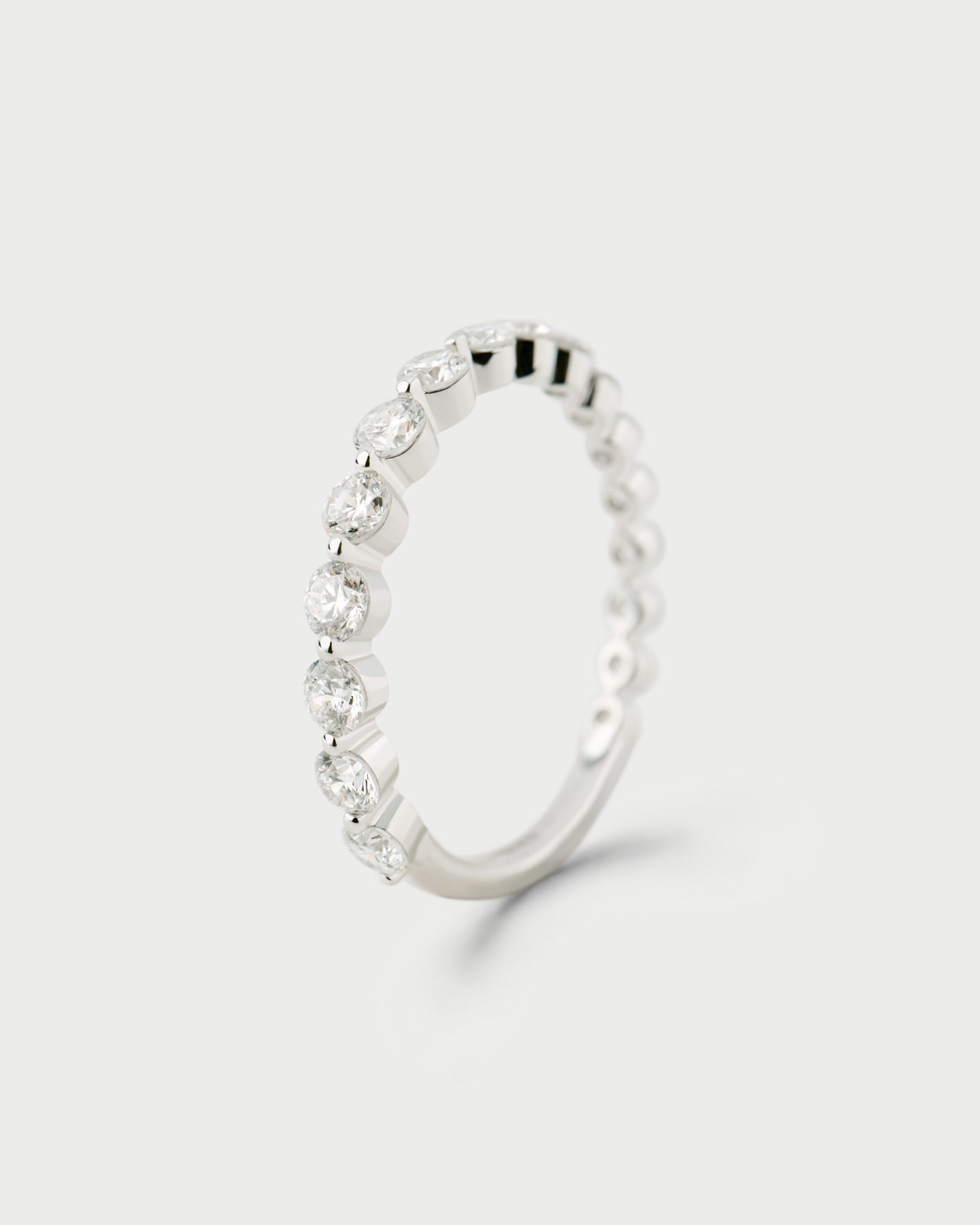 Diamonds and white gold Astra eternity ring
