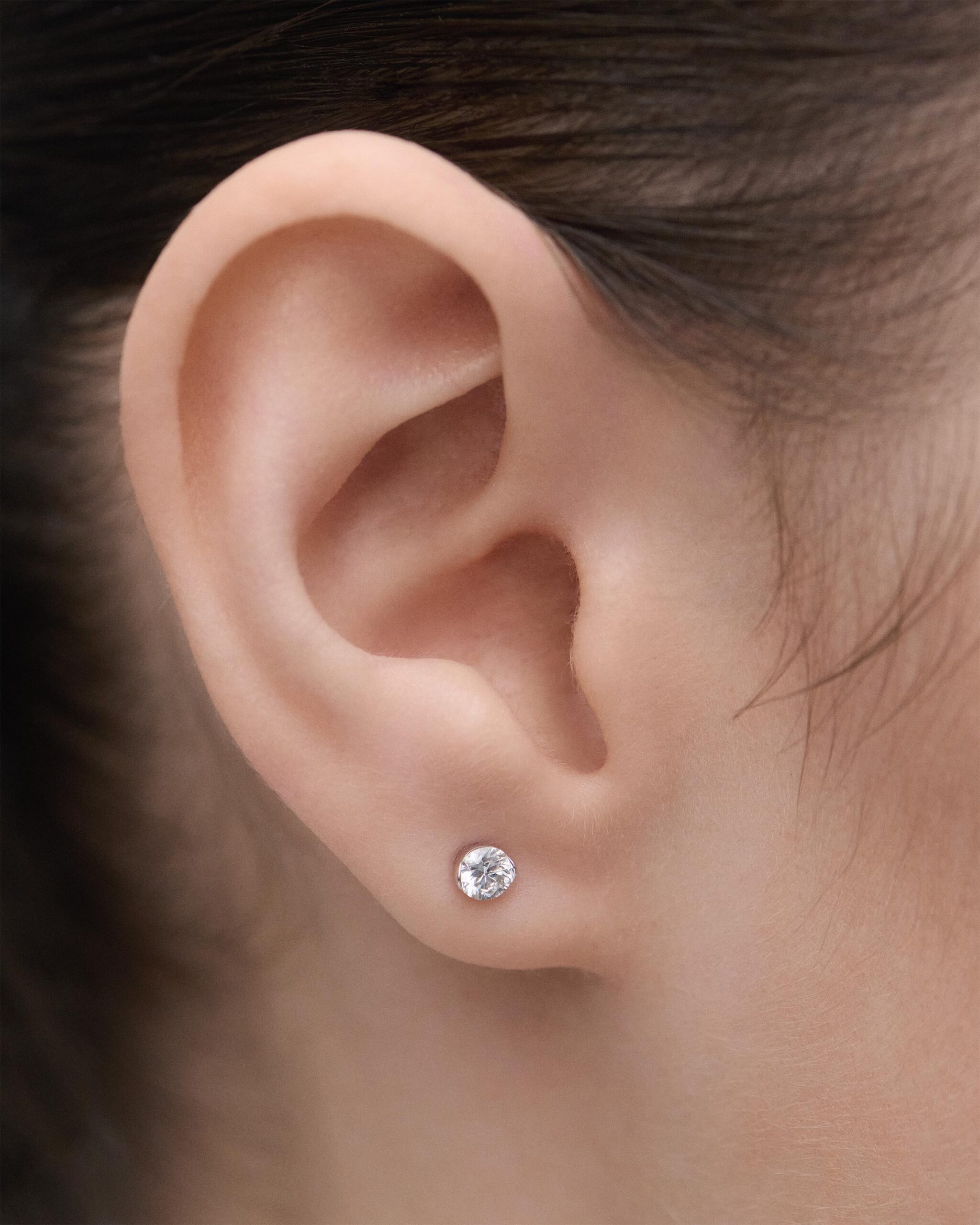 Diamond and white gold Grace Mini stud earrings