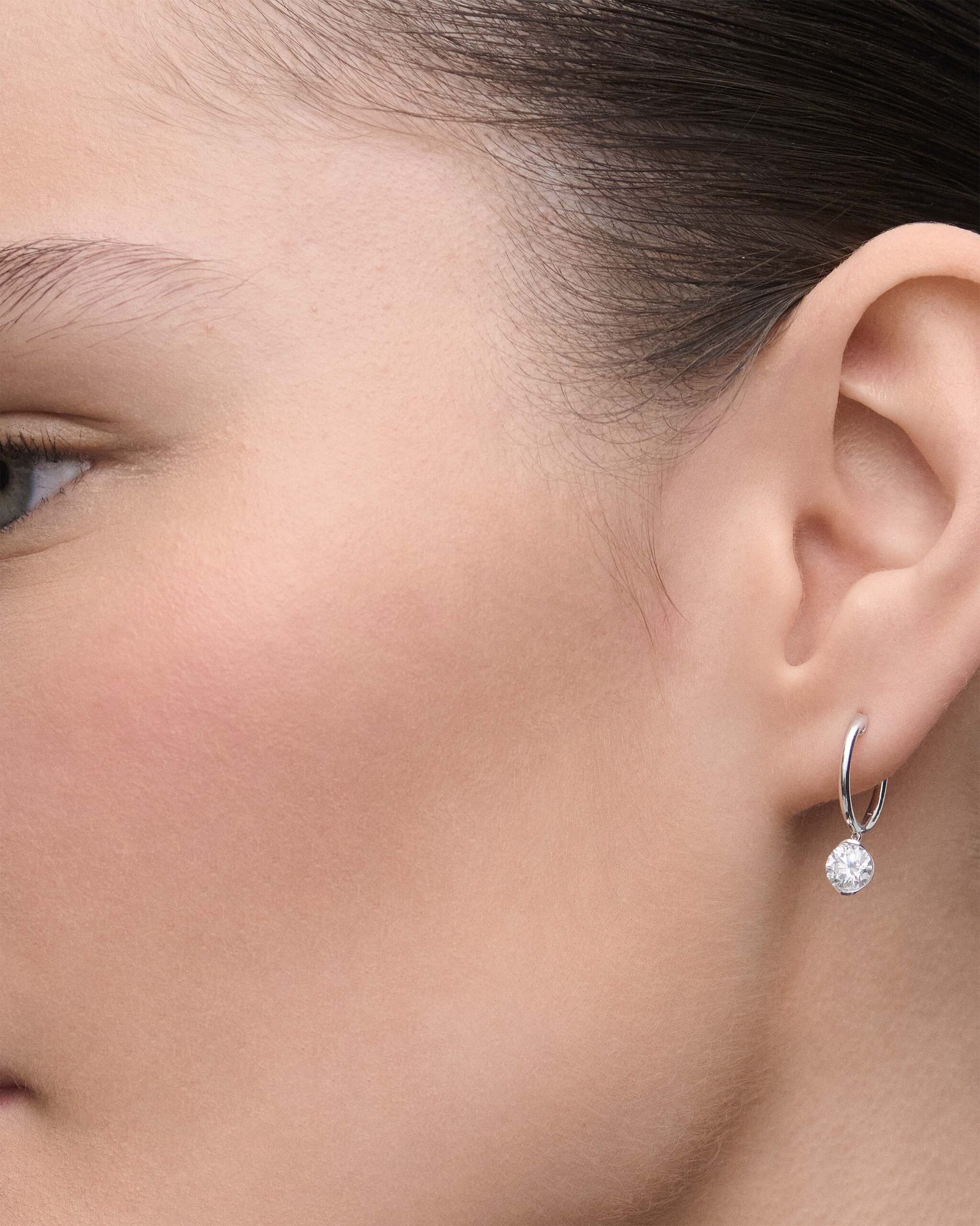 Diamond and white gold Grace hoops