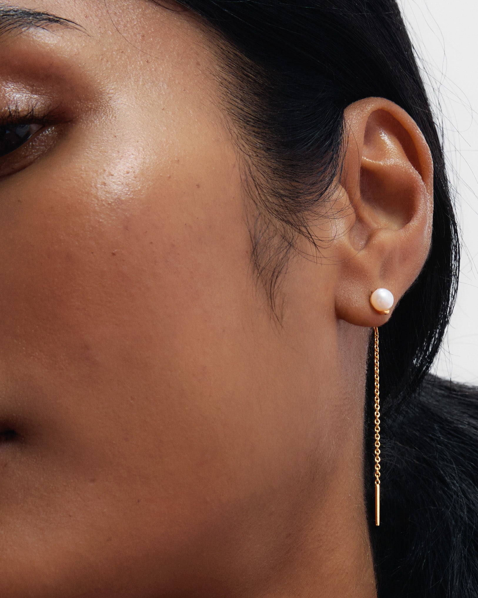 La perla lyra earrings