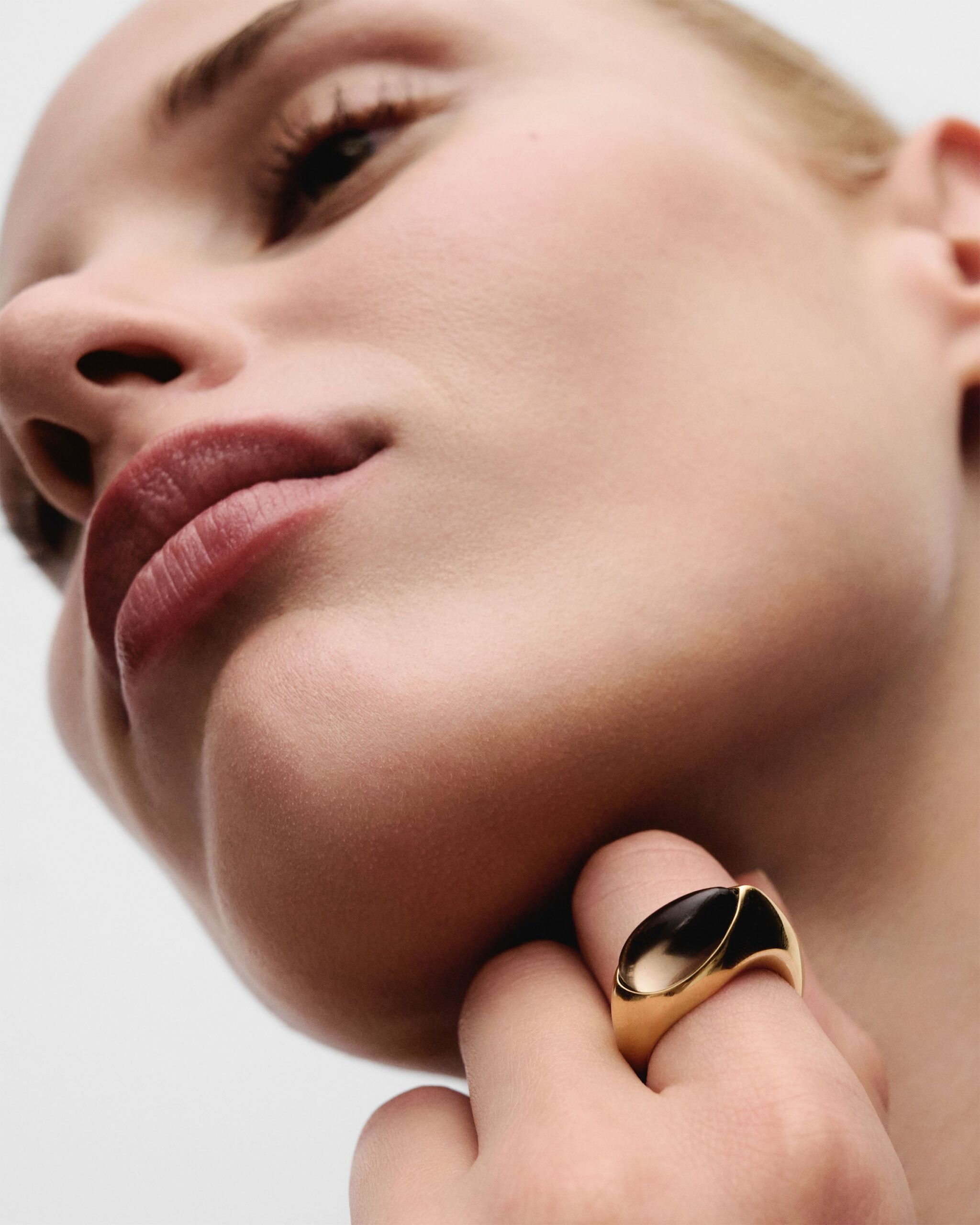 Quartz Luna Stamp Ring