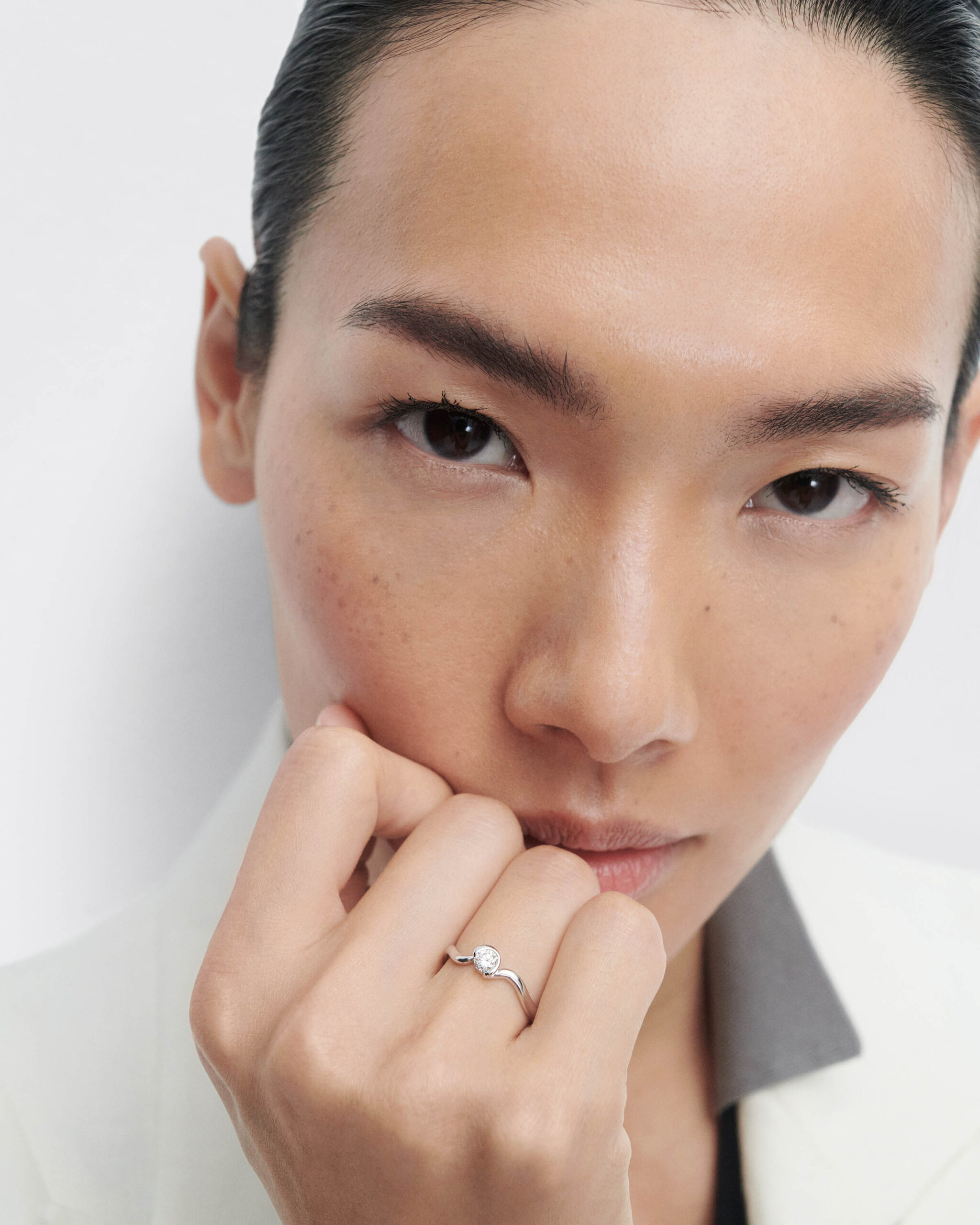 Diamonds and white gold Delia ring