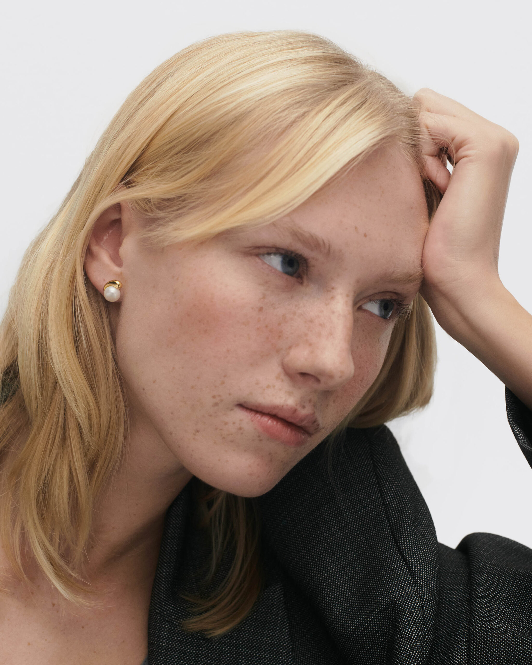 La Perla stud earrings