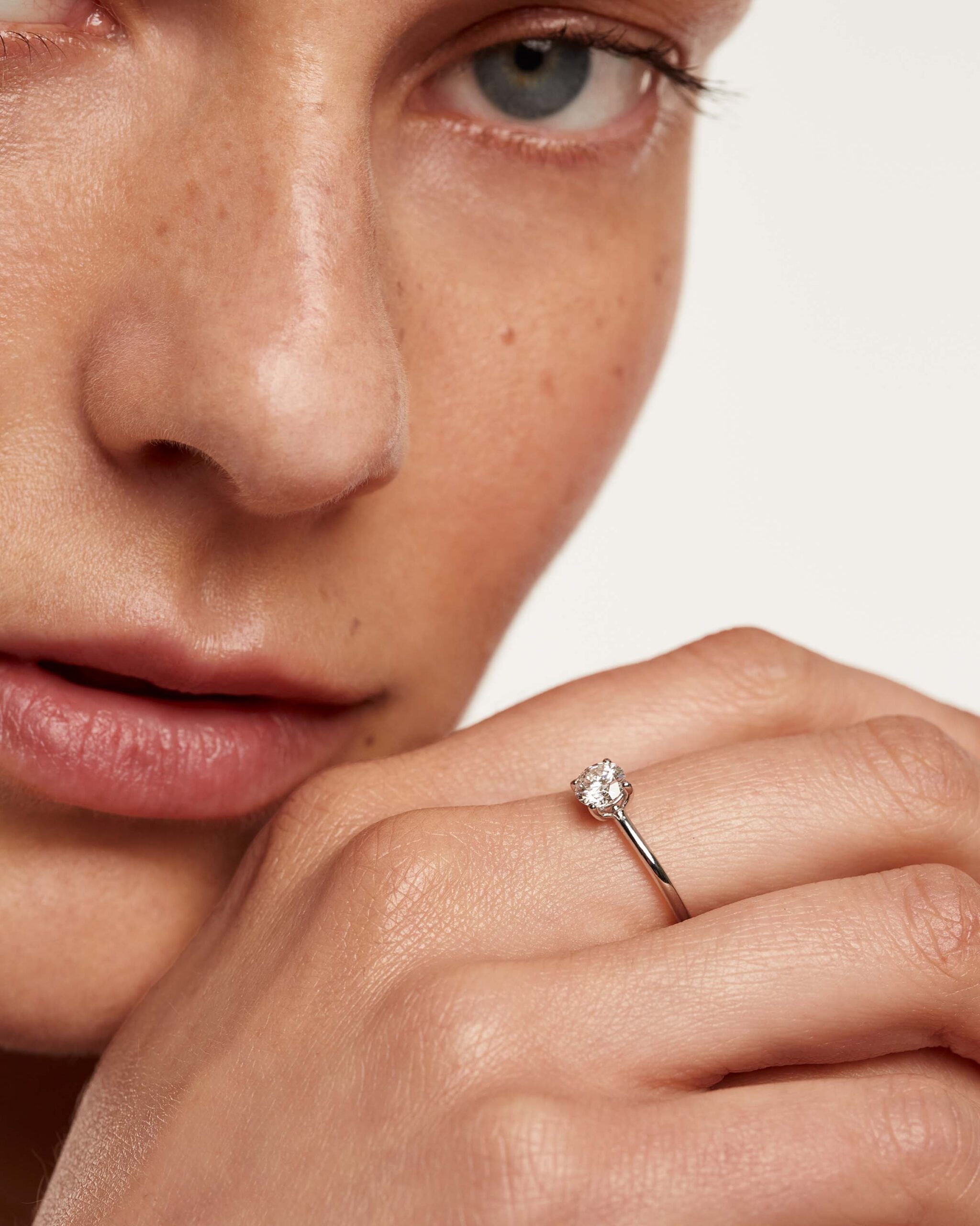 Diamonds Solitaire Ring