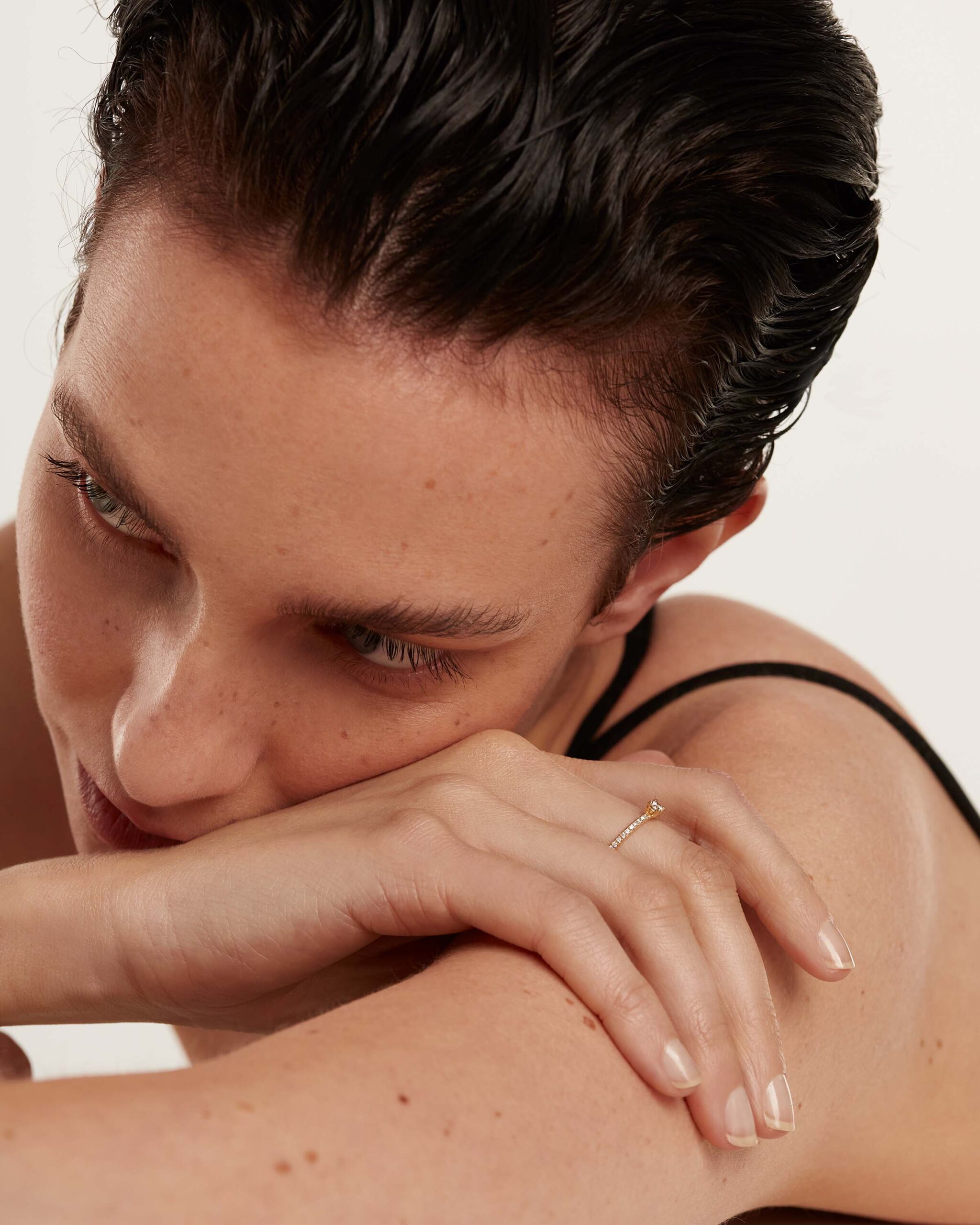 Diamonds and gold Solstice Ring